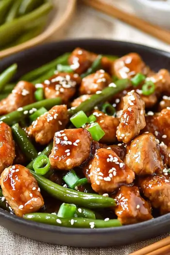 Easy Chinese Chicken and Green Beans 