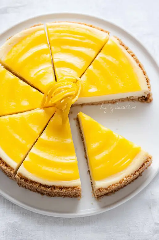 homemade lemon cheesecake
